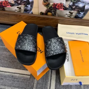 LV |  Slippers Unisex NK250425