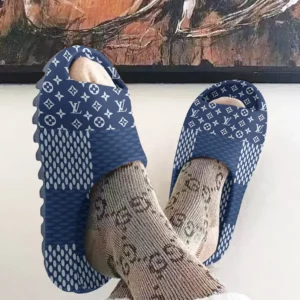 LV |  Unisex Cloud Slides NK110525