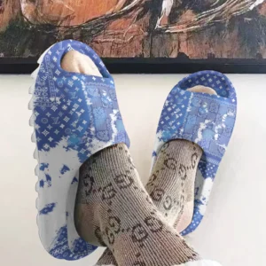 LV |  Unisex Cloud Slides NK110525