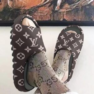 LV |  Unisex Cloud Slides NK110525