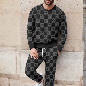 Louis Vuitton | Limited Edition 2025 Luxury Sweater and Pants Set TD92