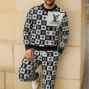 Louis Vuitton | Limited Edition 2025 Luxury Sweater and Pants Set TD53