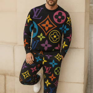 Louis Vuitton | Limited Edition 2025 Luxury Sweater and Pants Set TD51