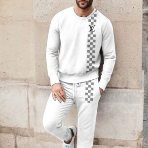 Louis Vuitton | Limited Edition 2025 Luxury Sweater and Pants Set TD104