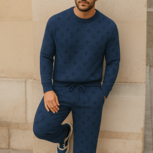Louis Vuitton | Limited Edition 2025 Luxury Sweater and Pants Set TD20
